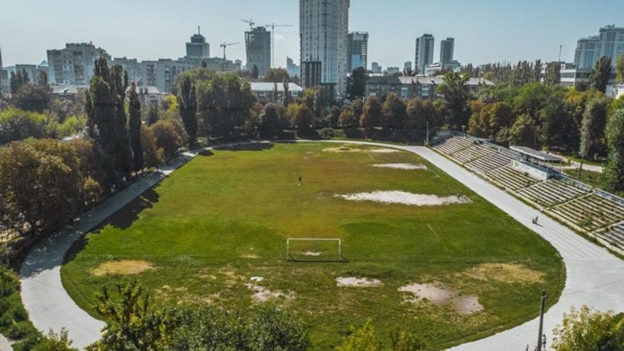 Стадіон 